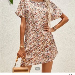 Floral Dress 👗 size Large !